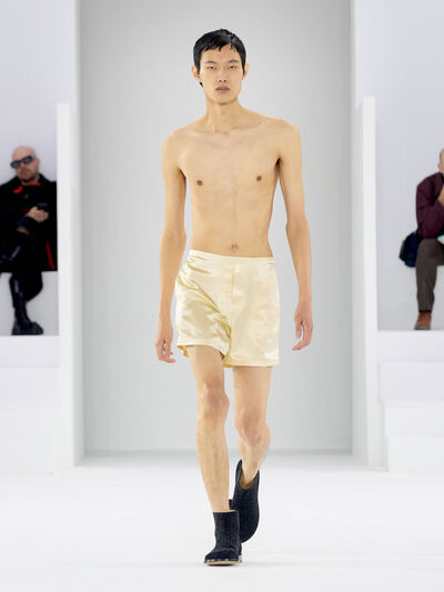 Look 5 Sfilata LOEWE Uomo Autunno Inverno 23