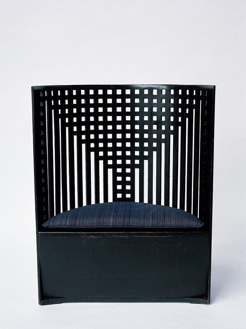 LOEWE Mackintosh Conversations LOEWE