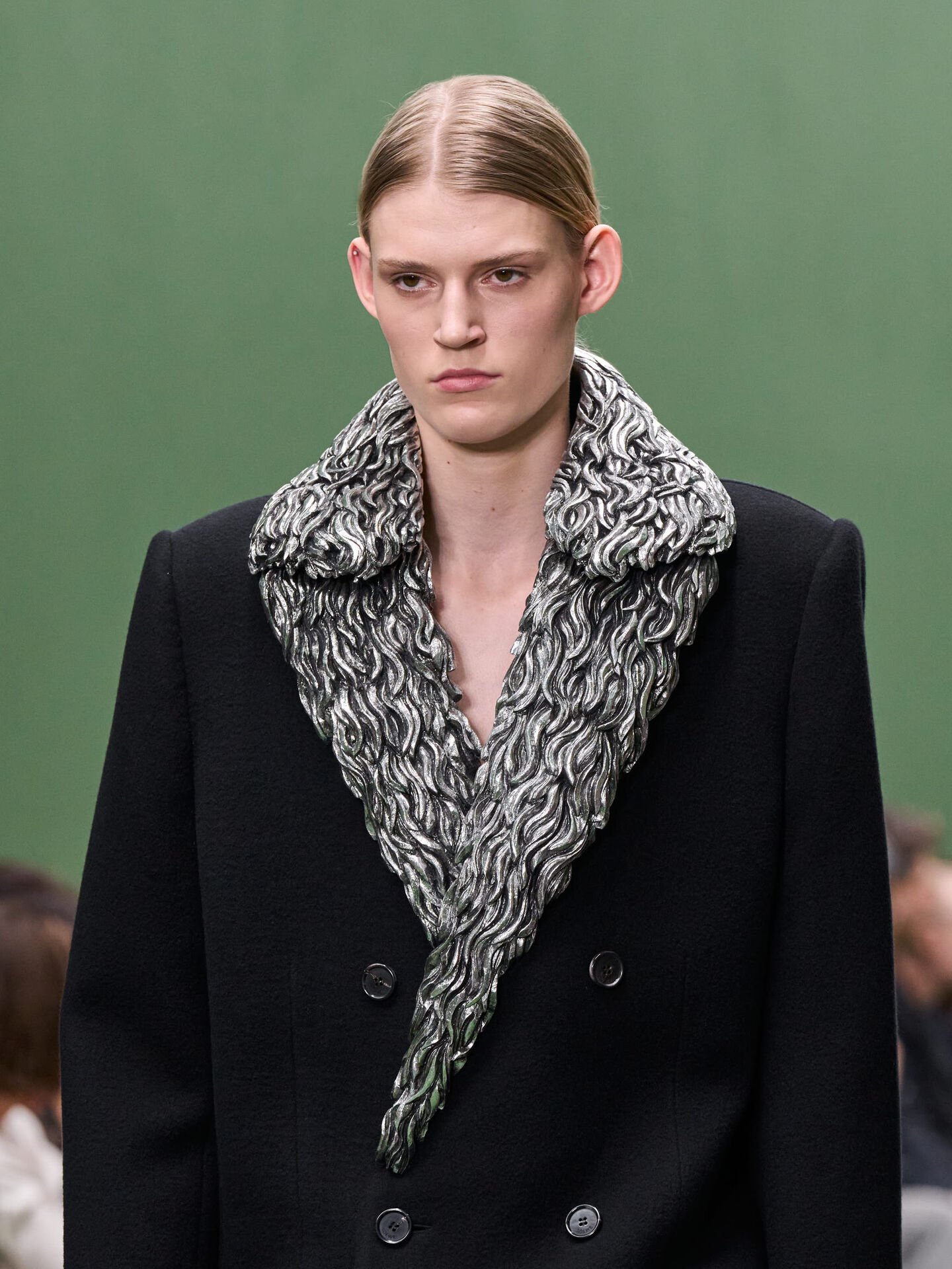 LOEWE Women's 2024 Fall / Winter Runway Collection