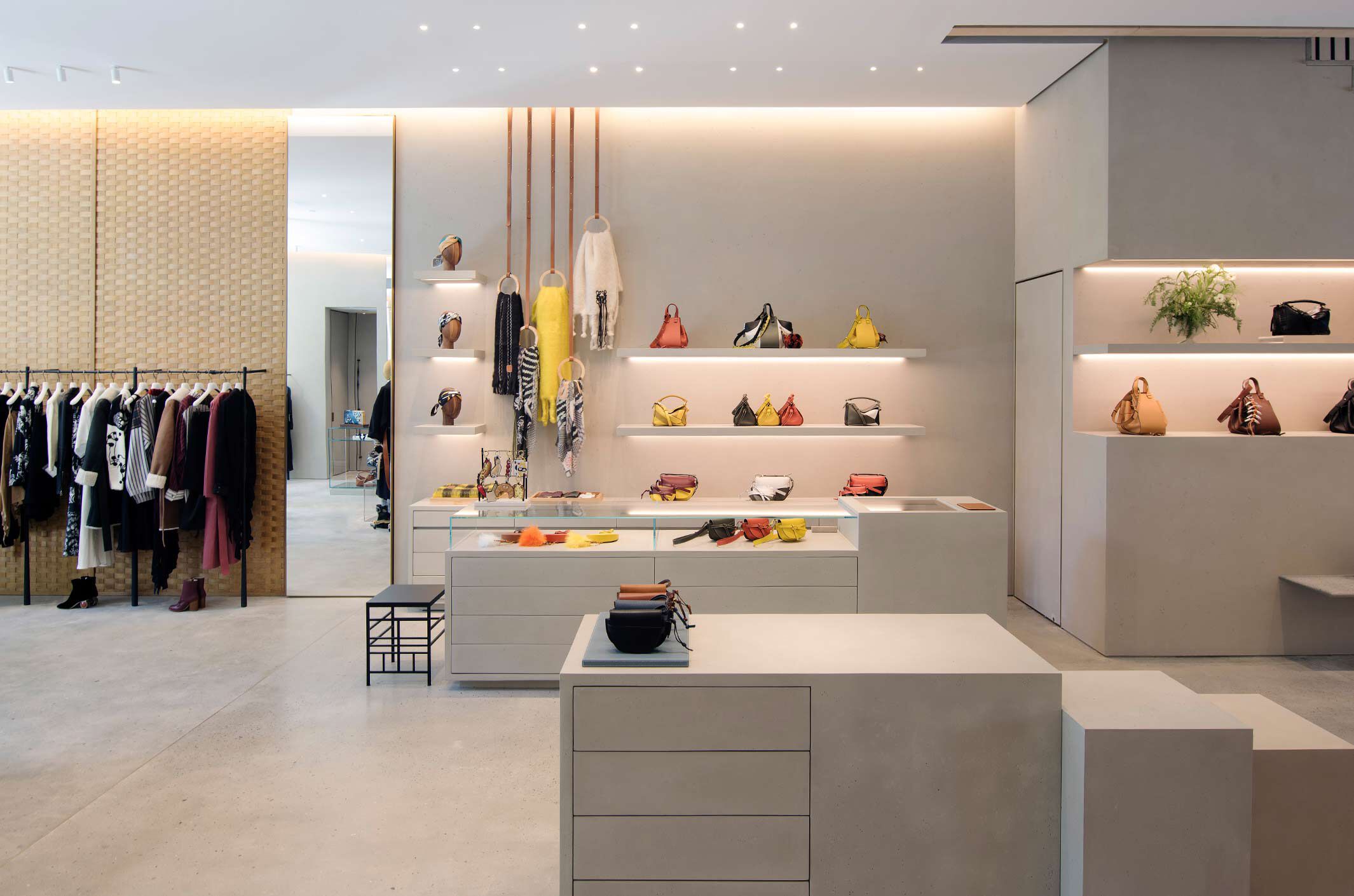 loewe boutique