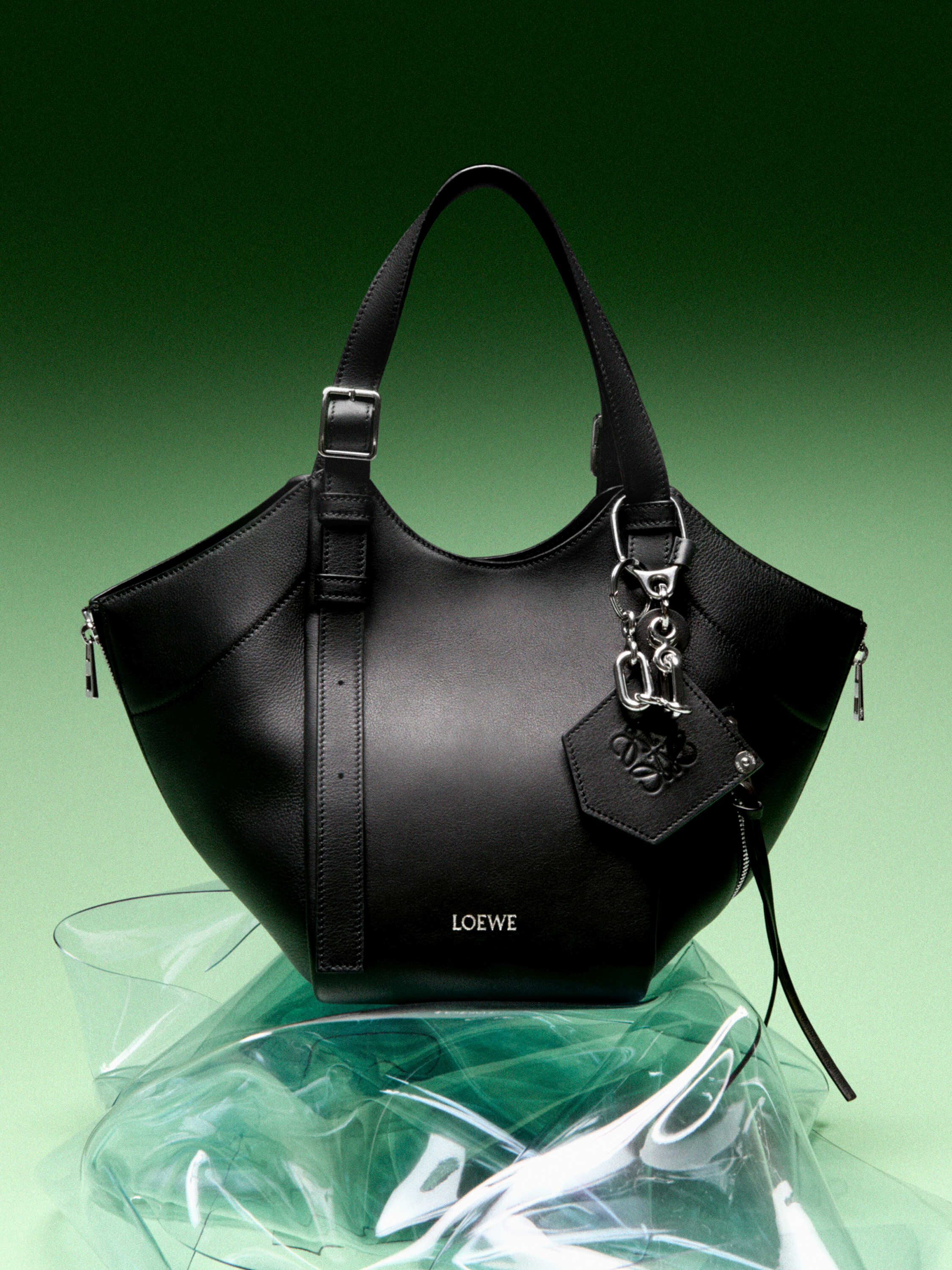 ロエベ LOEWE ショルダーバッグ ハンモック スモール ホワイト