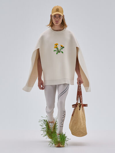 Spring summer 23 LOEWE show look 51