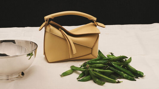 SS23 Women's runway collection puzzle bag