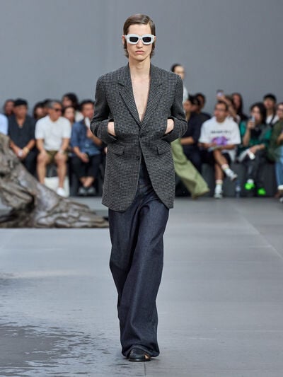 Runway · Spring-Summer men's collection · LOEWE