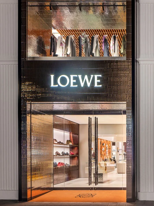 ロエベがオーストリアに新店舗をオープン | ロエベ - LOEWE