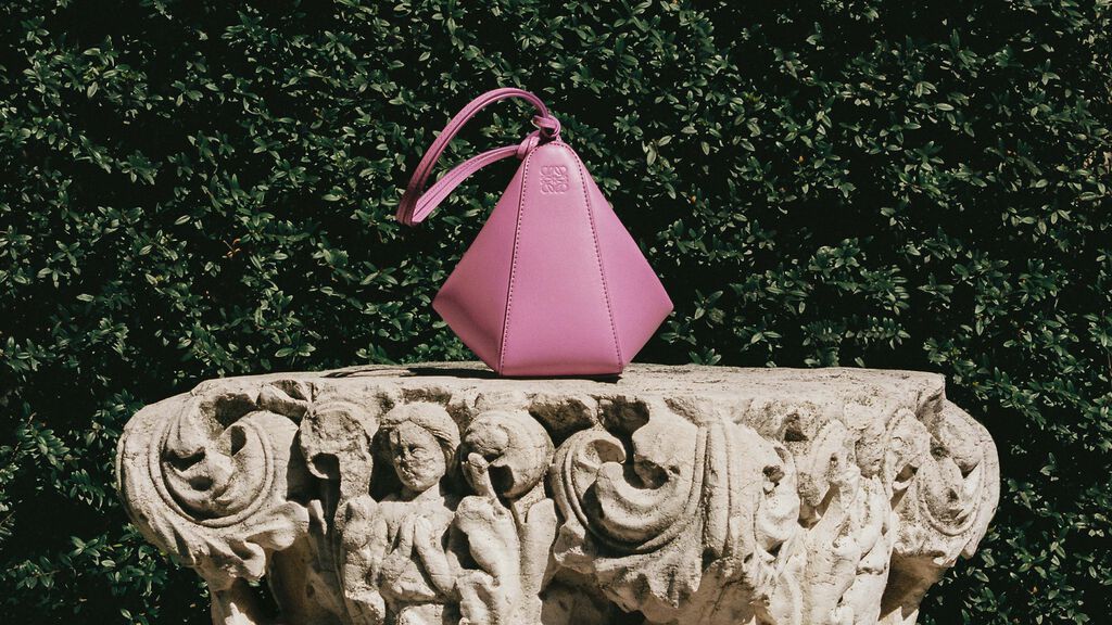 人気のブランドはLOEWE（ロエベ）