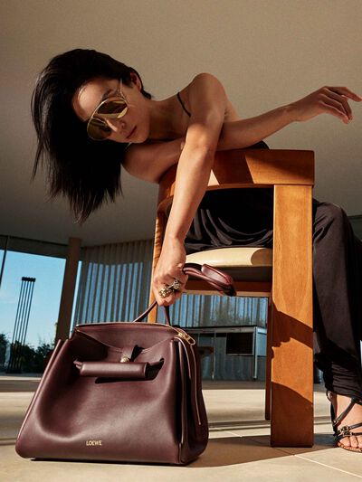 新品同様 ロエベ LOEWE アマソナ 36 ハンド バッグ レザー ブラウン  