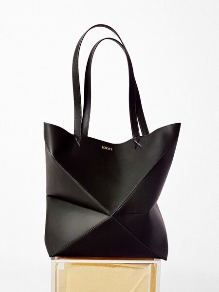 Puzzle fold tote
