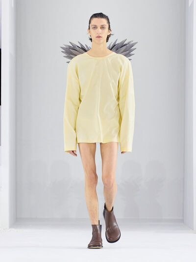 Herbst/Winter 23 LOEWE Herren-Show, Look 1