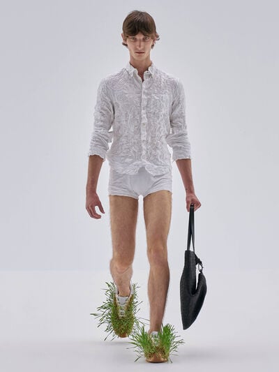 Spring summer 23 LOEWE show look 19