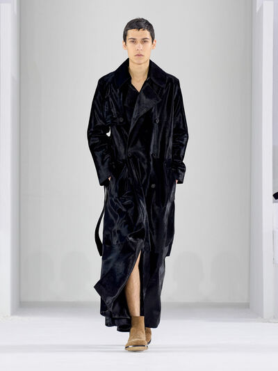 Fall winter 23 LOEWE men show look 11