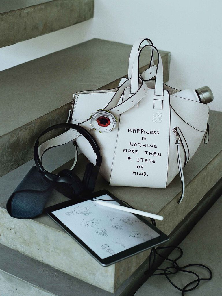 ロエベ 21年秋冬 ハンモックキャンペーン 幸せ の探索