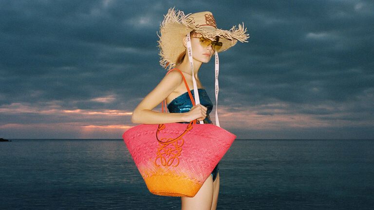 バスケットバッグ ロエベ 公式サイト