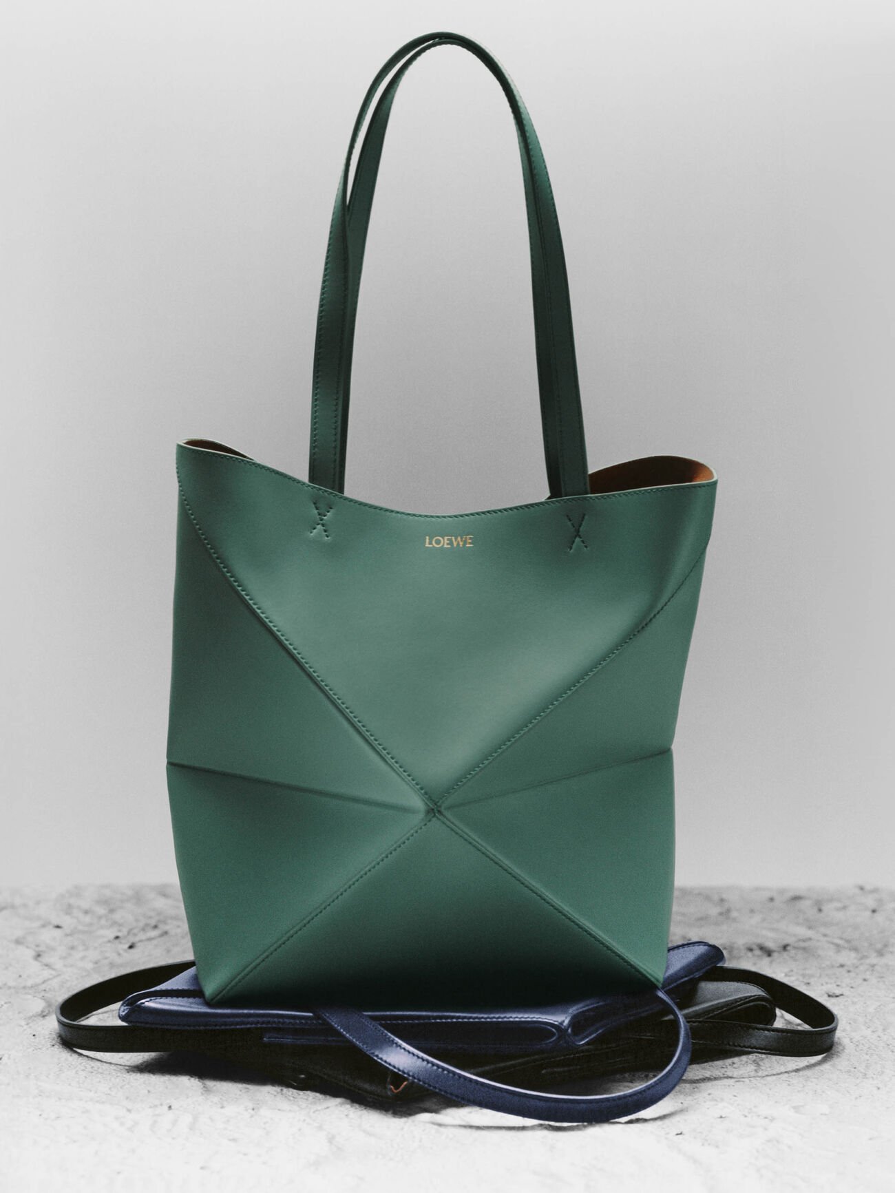 Puzzle Fold tote