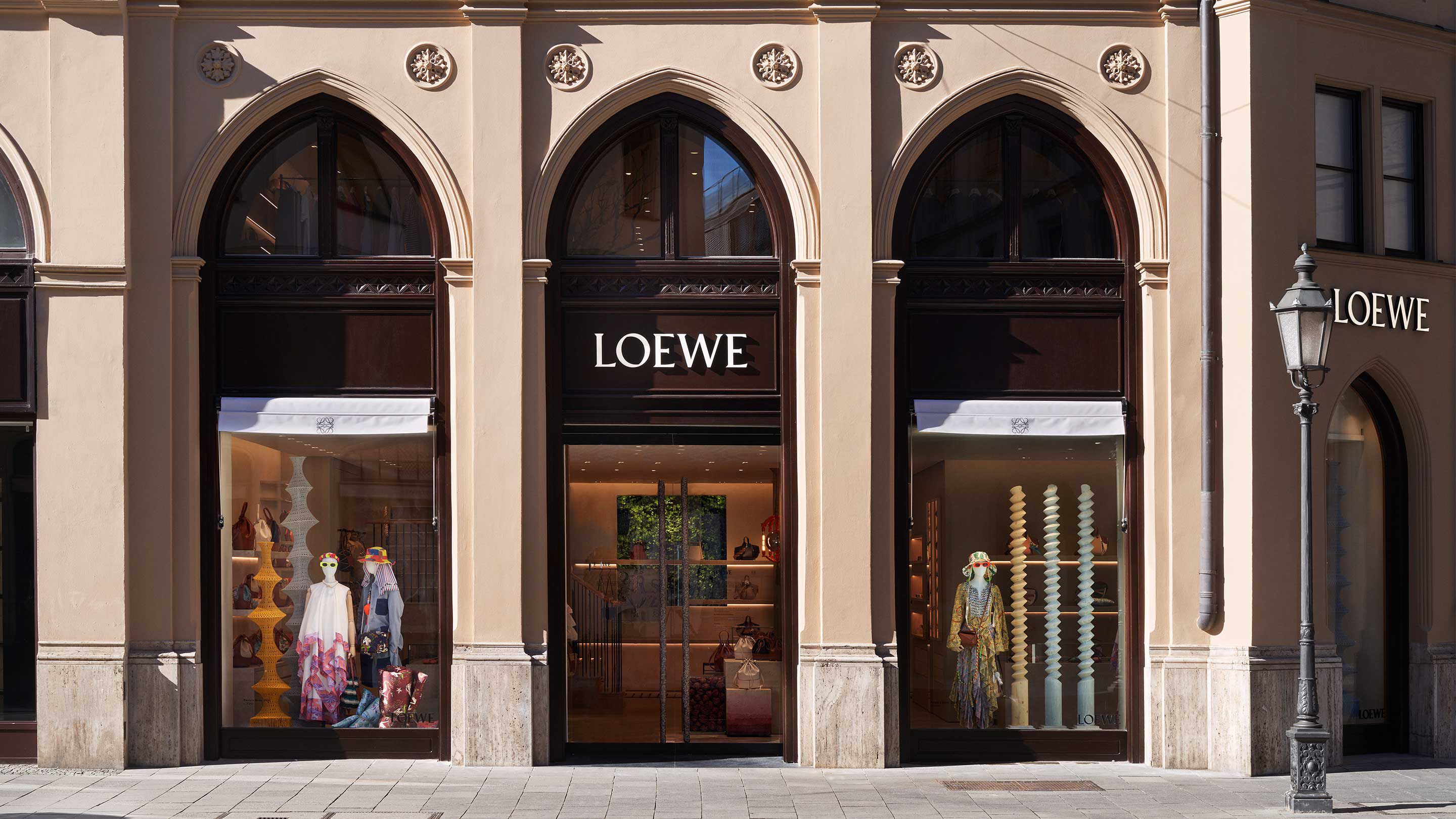 loewe factory outlet