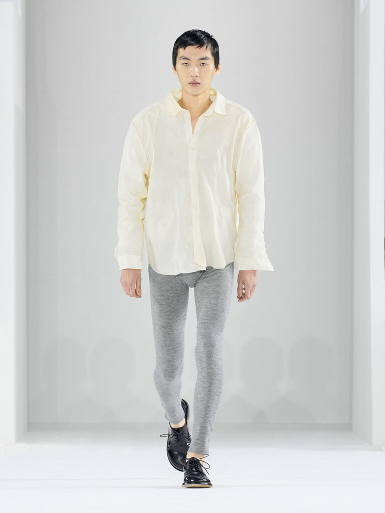 Fall winter 23 LOEWE men show look 29