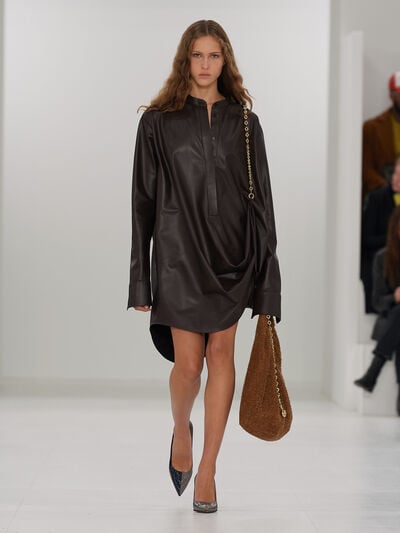 Herbst/Winter 2023 LOEWE Damen-Show