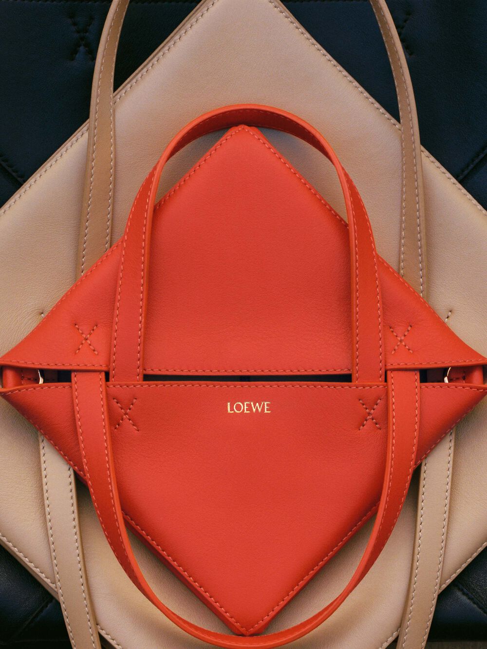 Puzzle fold tote