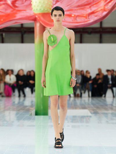 Spring summer 23 LOEWE women show look 29