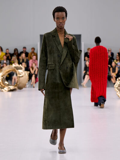 Spring Summer 2024 LOEWE Women show