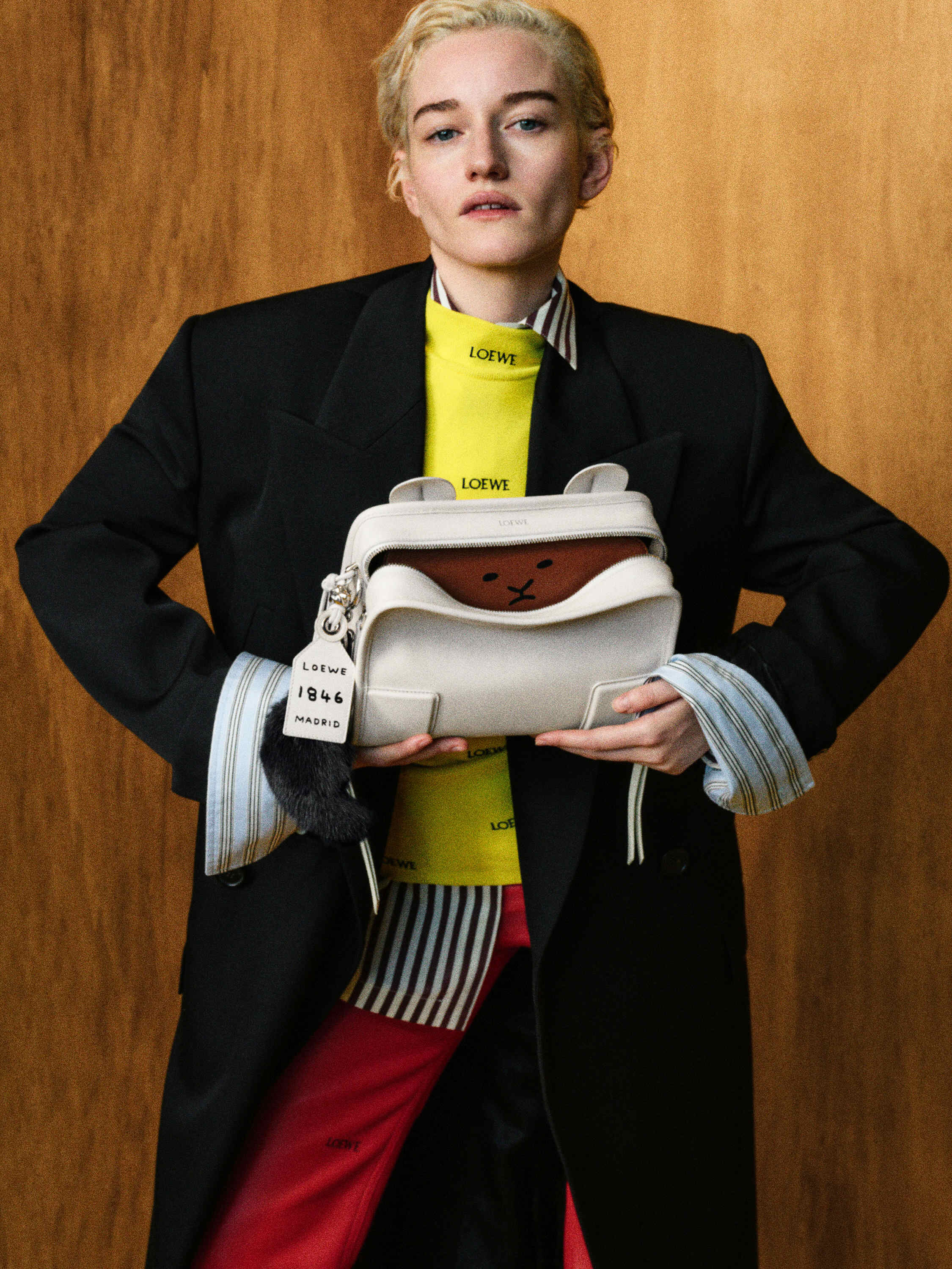 ♪vr0400♪良品♪【LOEWE】ロエベ【蛙 カエル 柄】ネクタイ 【公式通販】