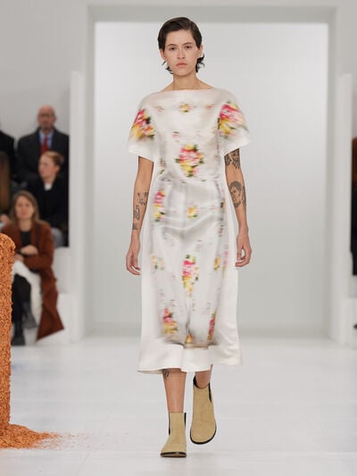 Fall Winter 2023 LOEWE Women show