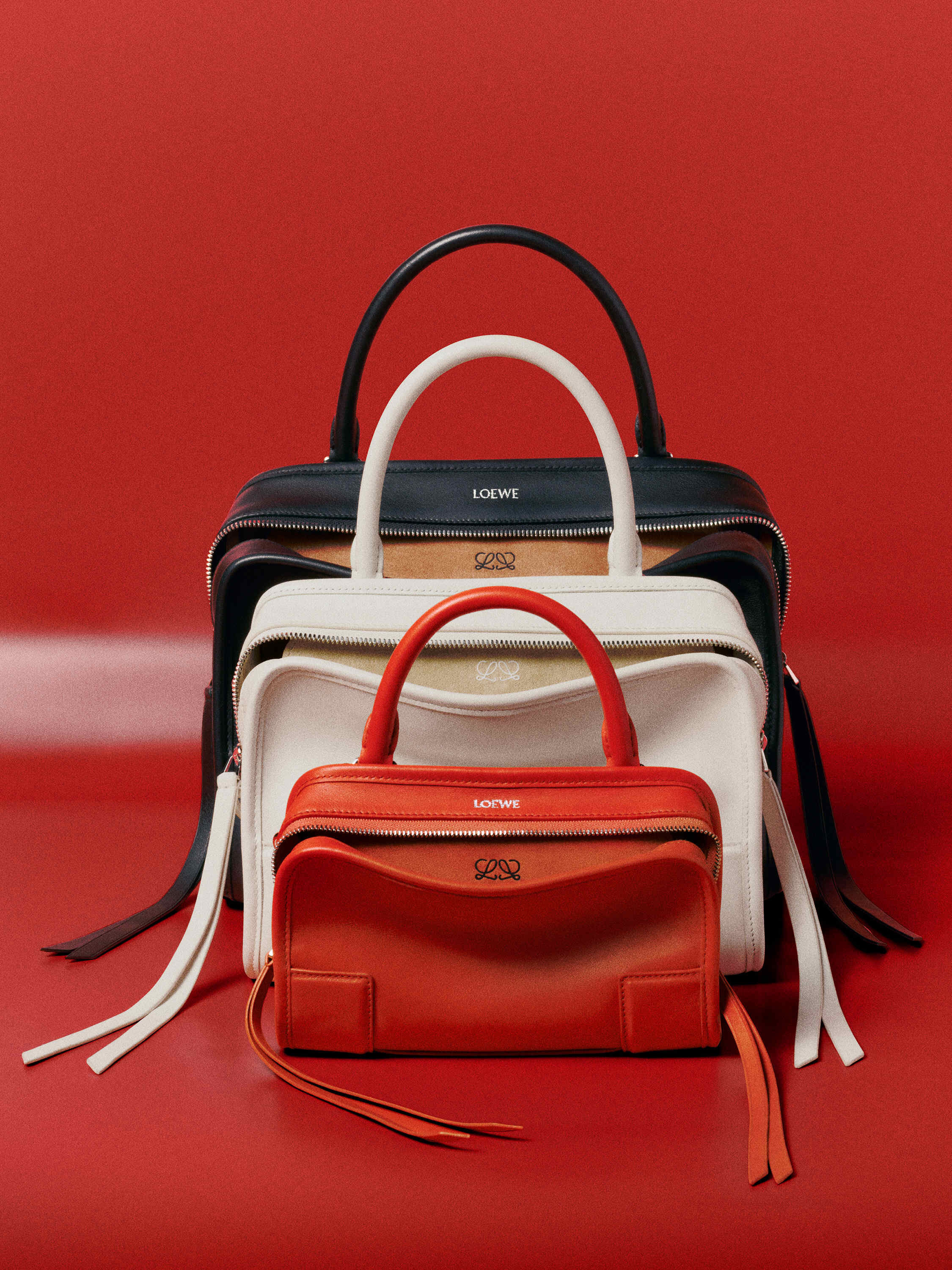 1円 超美品 ロエベ LOEWE ハンドバッグ 35279LA03M アマソナ28 レザー 