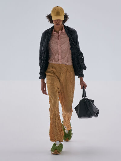 Spring summer 23 LOEWE show look 20