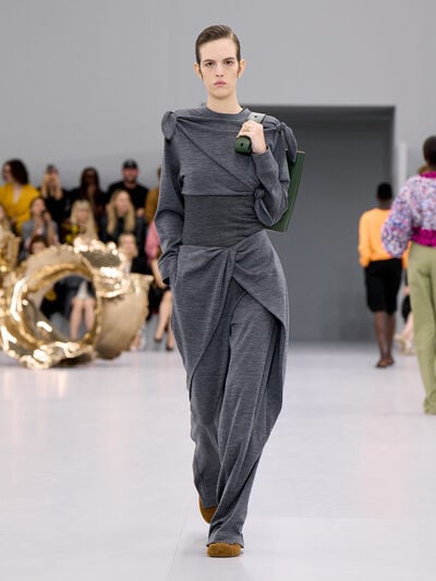 Spring Summer 2024 LOEWE Women show