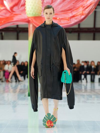 Look 50 della sfilata Donna LOEWE Primavera Estate 2023