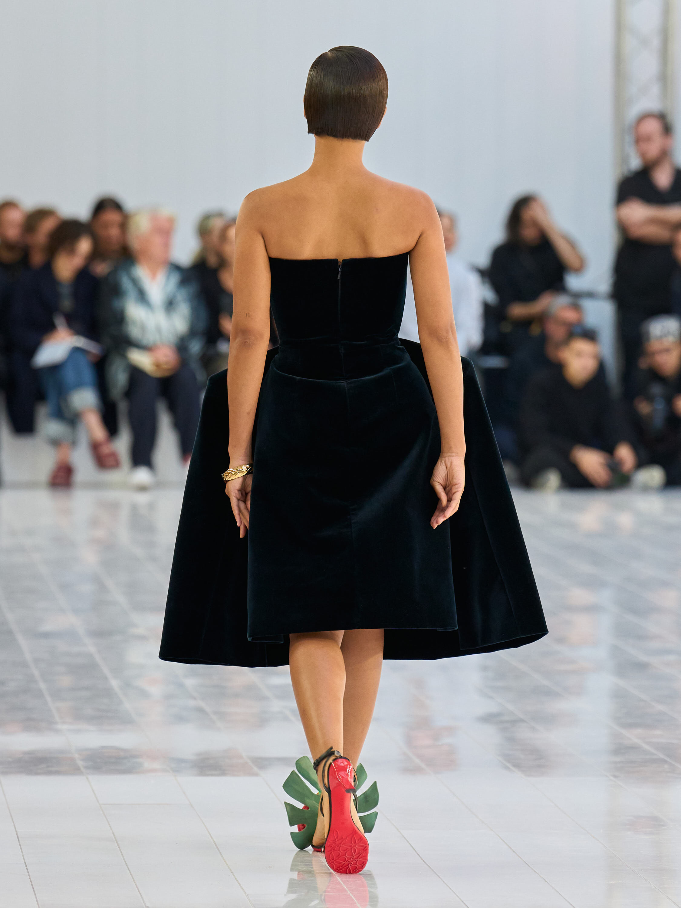 loewe women's clothing