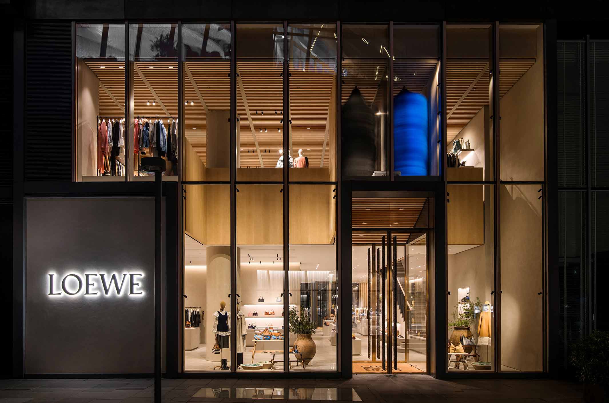 loewe flagship store