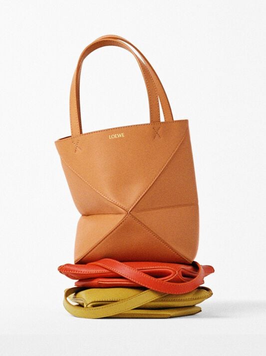Puzzle fold tote