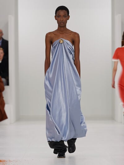 Fall Winter 2023 LOEWE Women show