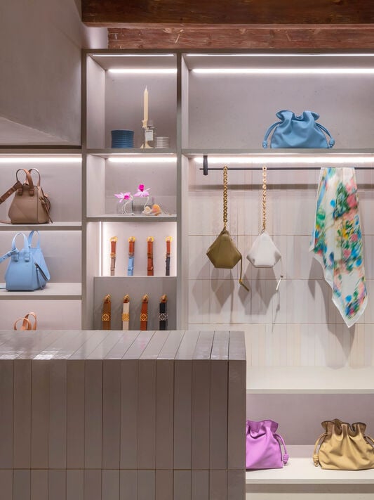 Louis Vuitton pitches handbags in Beijing museum