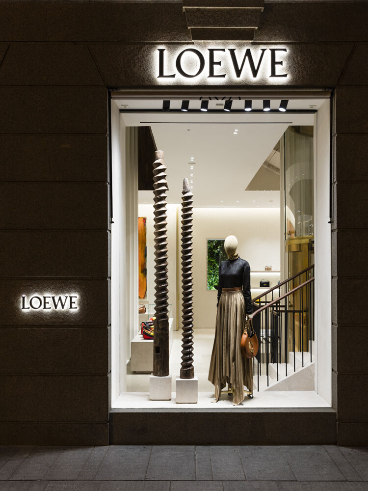 loewe shops