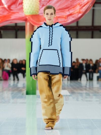 Spring summer 23 LOEWE women show look 34