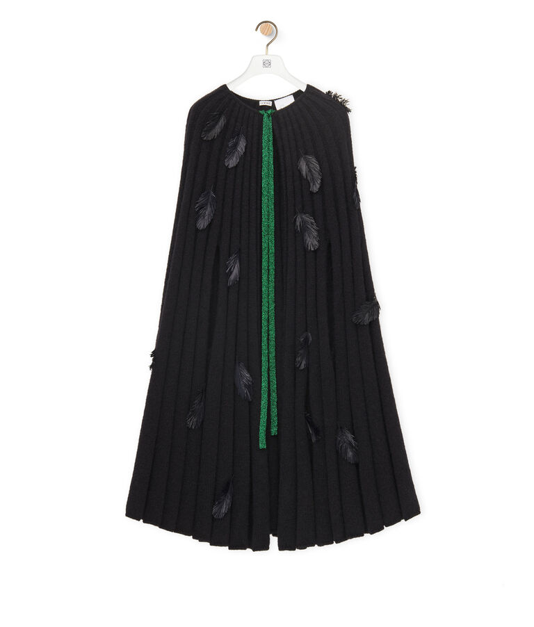 Feathers cape in mohair and wool blend