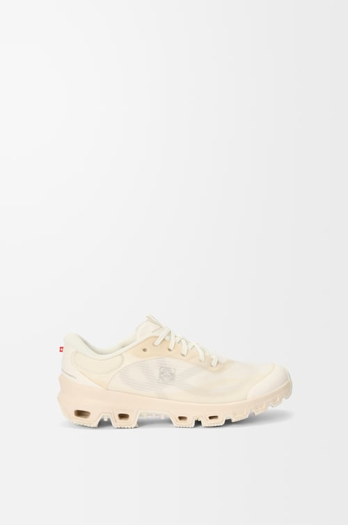 LOEWE Cloudventure 2.0 運動鞋 蛋殼色