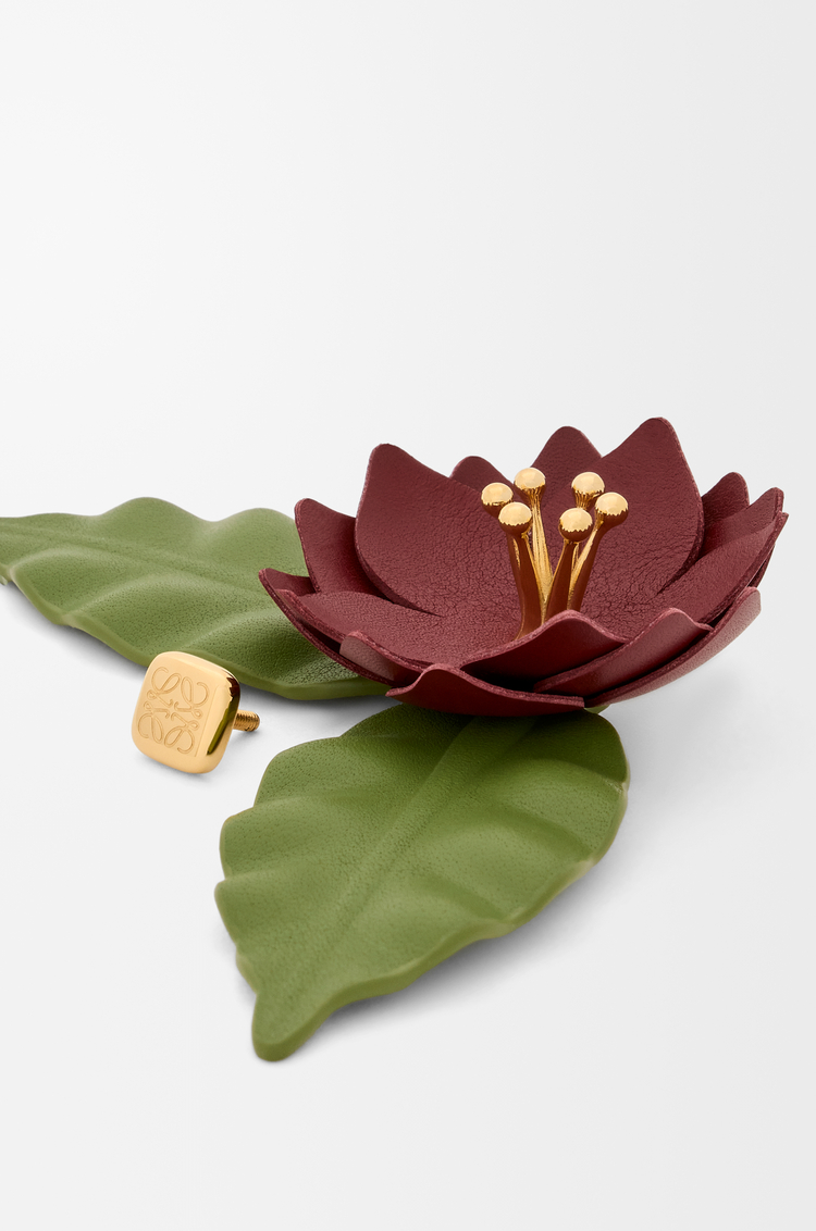 LOEWE Flower pin in classic calfskin Burgundy