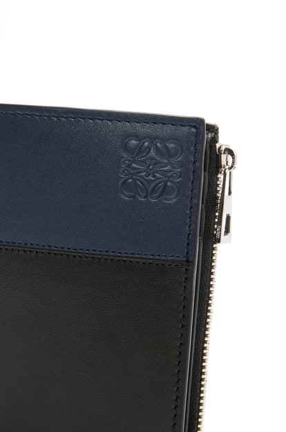 LOEWE Slim compact wallet in shiny calfskin	 黑色/深海軍藍 plp_rd