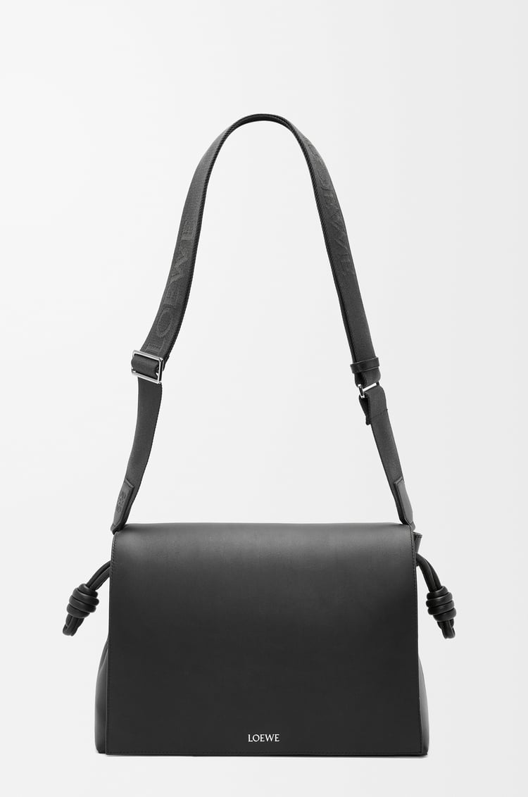 LOEWE Bolso Flamenco Satchel en piel de ternera Negro