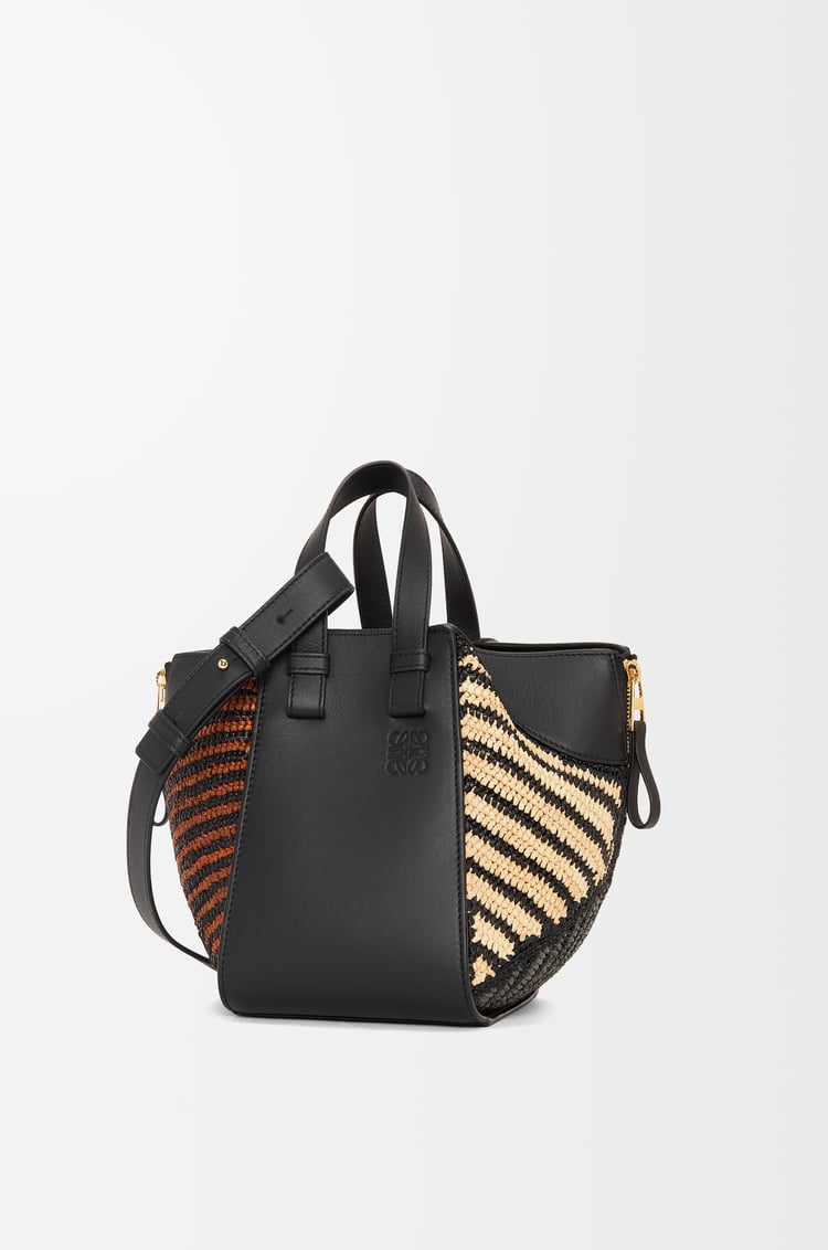 LOEWE Compact Hammock bag in raffia and calfskin Black/Natural