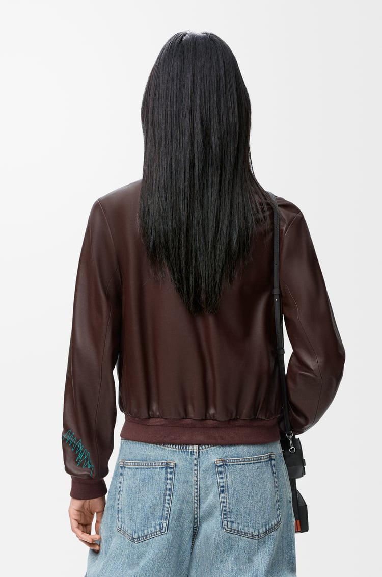 LOEWE Chaqueta cropped en piel napa de cordero Marrón