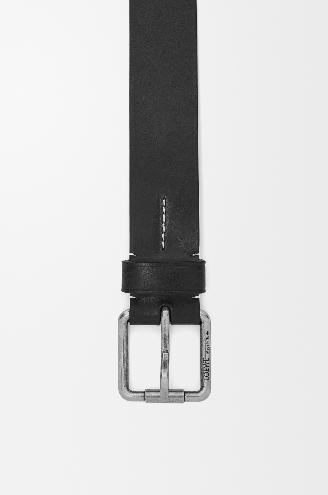 LOEWE Roller Curve belt in supple grained calfskin Black/Vintage Palladium