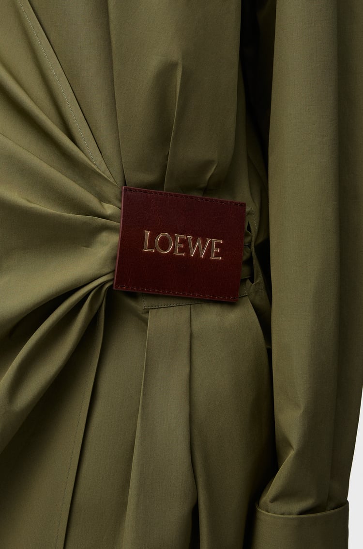LOEWE 棉質垂墜襯衫 卡其綠