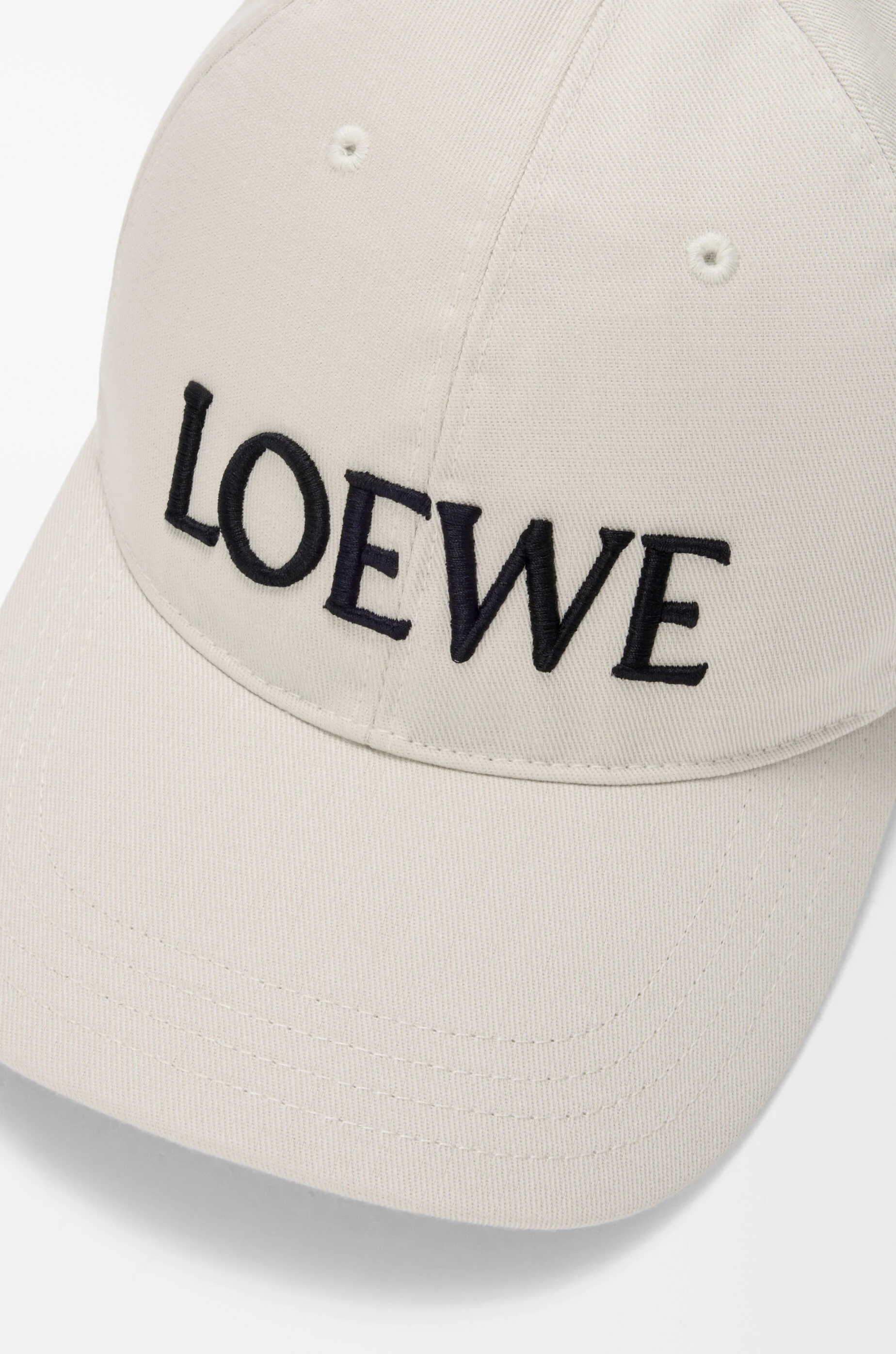On LOEWE コラボ キャップ テクニカルシェル ホワイト On LOEWE コラボ キャップ テクニカルシェル ホワイト LOEWE X ON