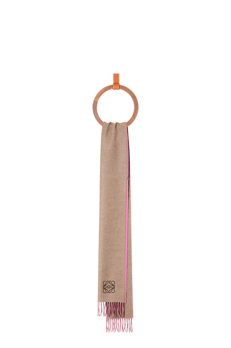 LOEWE Bicolour scarf in wool and cashmere Pink/Camel