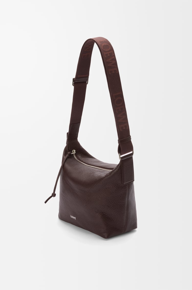 LOEWE キュービィ クロスボディバッグ スモール（サプルグレインカーフ） オックスブラッド