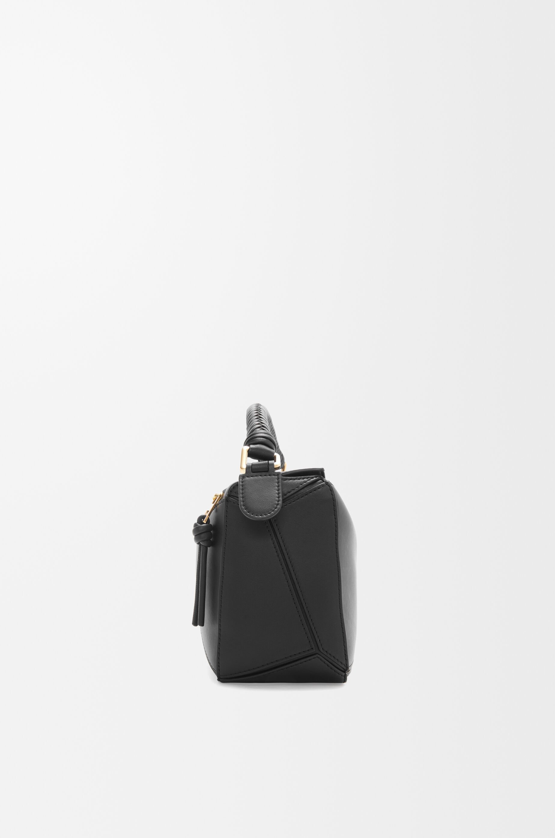 パズルバッグ スモール（スムースカーフ） ブラック - LOEWE